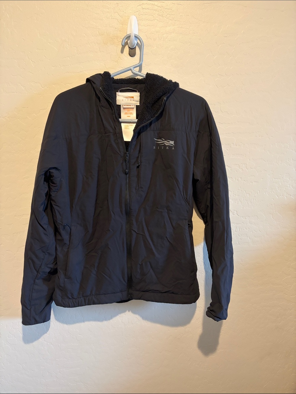 Sitka Women's Black Lightweight Hooded Jacket with Fleece Lining